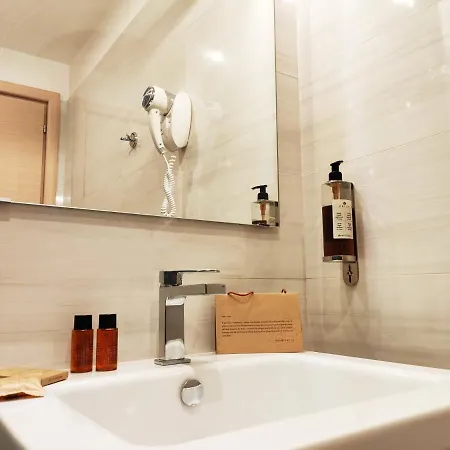 بيت ضيافة Luxury - Experience روما